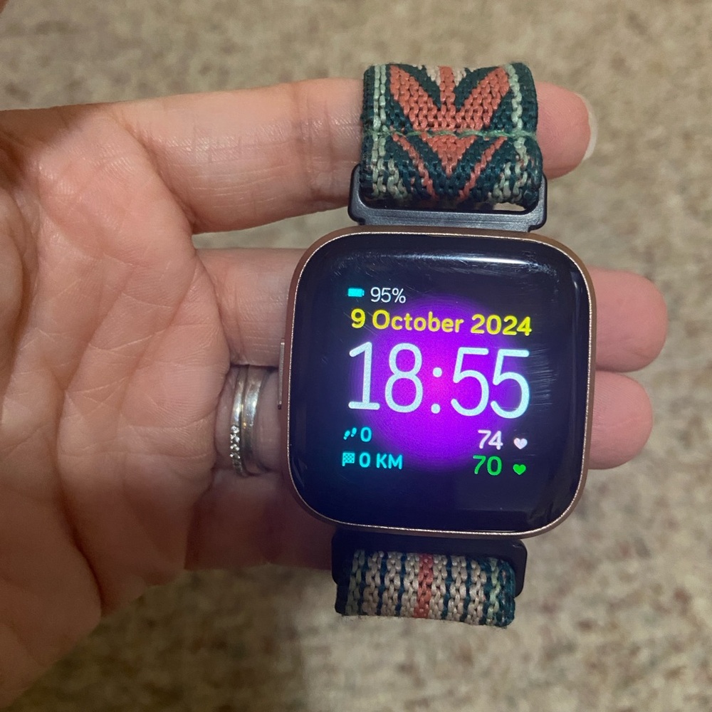 Fitbit Versa 2 with Navy and Copper Accents - Picture 4 of 10